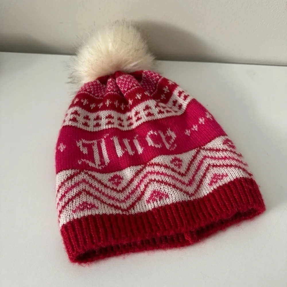 Juicy couture adorable pink knit hat with Pom Pom - Picture 3 of 5